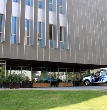 Cinc detinguts a Lleida relacionats amb els altercats del cap de setmana entre grups de menors i comerciants dona