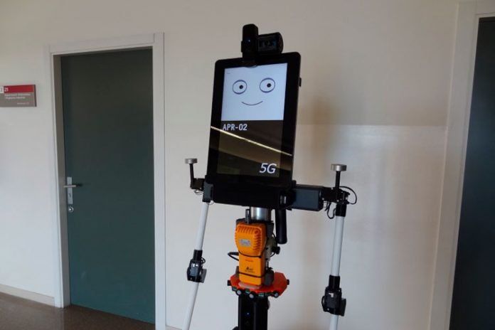 Robot