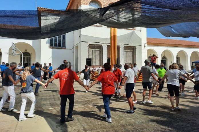 Almenar sardanes