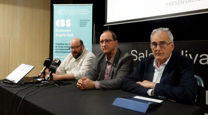 Mario Urrea, alcalde de Torrebesses i president del Consorci Segrià Sud; Fermí Masot, alcalde d'Aspa, i Lluís Torrent, director del Consorci Segrià Sud.