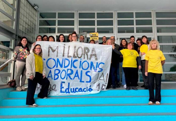 protesta-escola-lo-pla-urgell