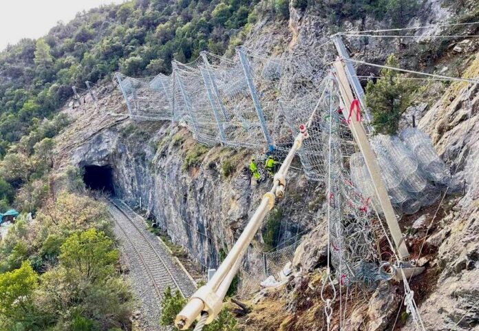 vessant de la línia entre Lleida i la Pobla de Segur