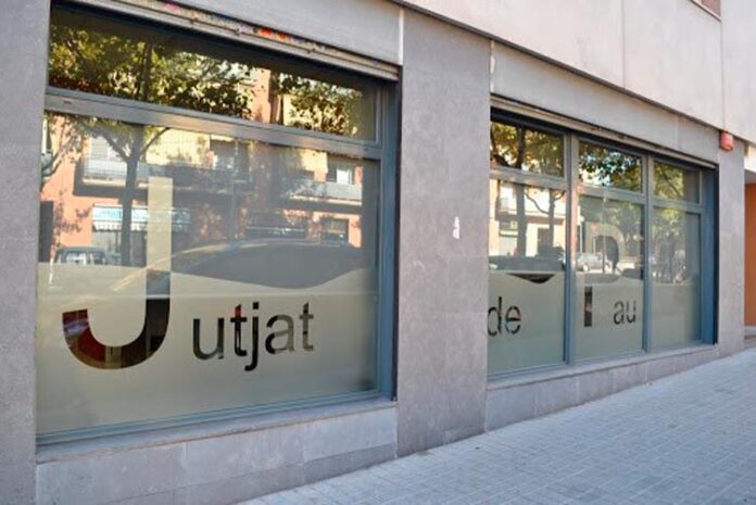 Jutjat_de_pau_teleponent