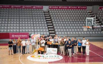 El Barris Nord estrena la nova pista amb la imatge de Gust de Lleida als cercles de tir lliure