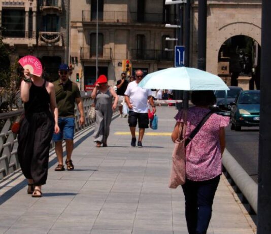 Catalunya registra un rècord de 1.835 morts atribuïbles a la calor a l’estiu, gairebé el triple que l’anterior màxim