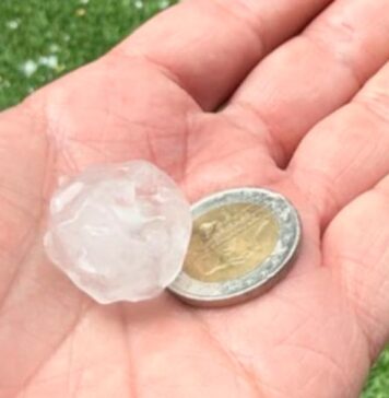Tempestes acompanyades de pedra afecten cultius de fruita del Segrià