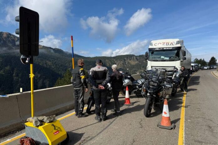 Conductors aturats per les obres de la C-28