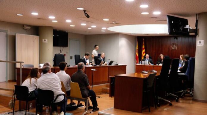Jordi Benet nega haver cobrat diners de MJ Gruas i que hi hagués desviaments pressupostaris en les obres adjudicades
