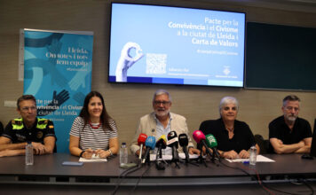 La prohibició del burca a Lleida no supera el tràmit a la comissió, però el PSC la portarà igualment al Ple