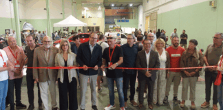 Expoclàssic de Mollerussa obre la 31a edició amb 65 expositors i es consolida com a referent del motor clàssic
