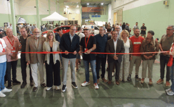 Expoclàssic de Mollerussa obre la 31a edició amb 65 expositors i es consolida com a referent del motor clàssic