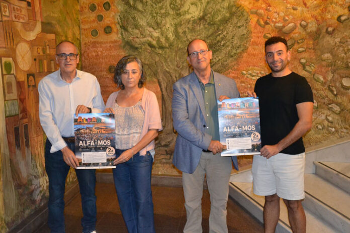 Presentació-de-la-segona-edició-de-l’Alfa-Mos,-amb-representants-de-la-Diputació-de-Lleida-i-de-l’Ajuntament-d’Alfarràs,-que-se-celebrarà-el-3-d’octubre-a-la-plaça-Sant-Pere.