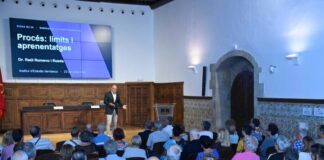 Raül Romeva defensa a l’IEI que la independència de Catalunya “és possible”, tot i que el procés pot ser “difícil, lent i dolorós”