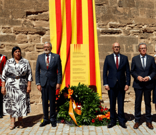 L’acte institucional de la Diada a Lleida reivindica la democràcia i la convivència davant l’auge de l’extrema dreta