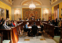 El ple de Lleida aprova l’Ordenança de Civisme que prohibeix el burca i el nicab amb els vots del PSC, Junts i Vox