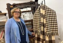 La indústria més antiga de l’Alta Ribagorça fa 150 anys i continua confeccionant mantes artesanalment