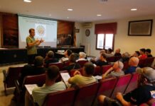 Pagesos i caçadors es formen per poder capturar conills de nit amb eines no permeses en la caça ordinària