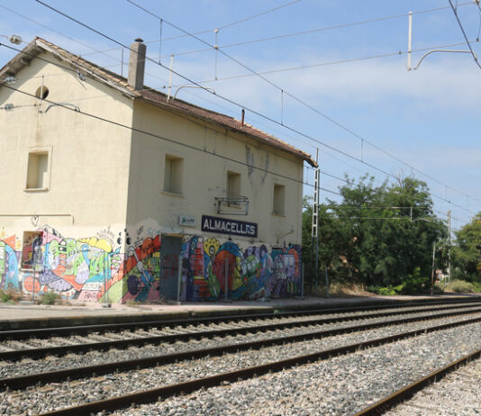 Un robatori de cable ocasiona retards a la línia ferroviària convencional entre Lleida i Saragossa
