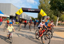 Balaguer celebra la 36a Festa de la Bicicleta amb la participació de més de 100 persones